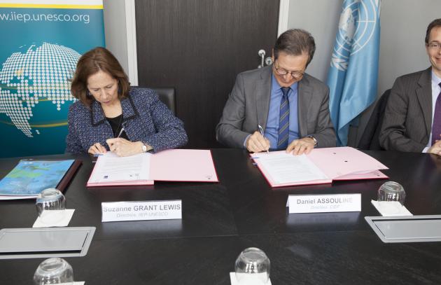 IIEP and CIEP signs partnership agreement 